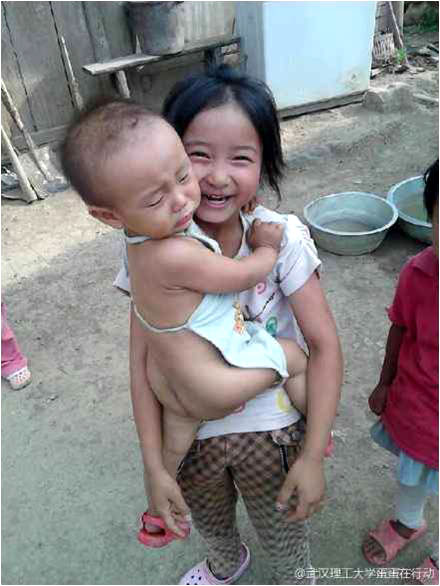 7��17�������������Єӡ��F���η�ꠌ�֧�̵ĺ��ӂ��M���˼��L�����o���ӂ���ȥ�˺��ε����һ��꠆T�f�����F�ڽK���˽⺢�ӂ���ʲô���t����߀�О�ʲô���С�С���֡���С���ڣ��@���ɽ·��ĺ��y�����еĺ����όWǰ߀���Ƚoţ��ݡ������D�ϵ�СŮ���mȻ���g����������ܵ��ѽ�ʮ�֋��졣