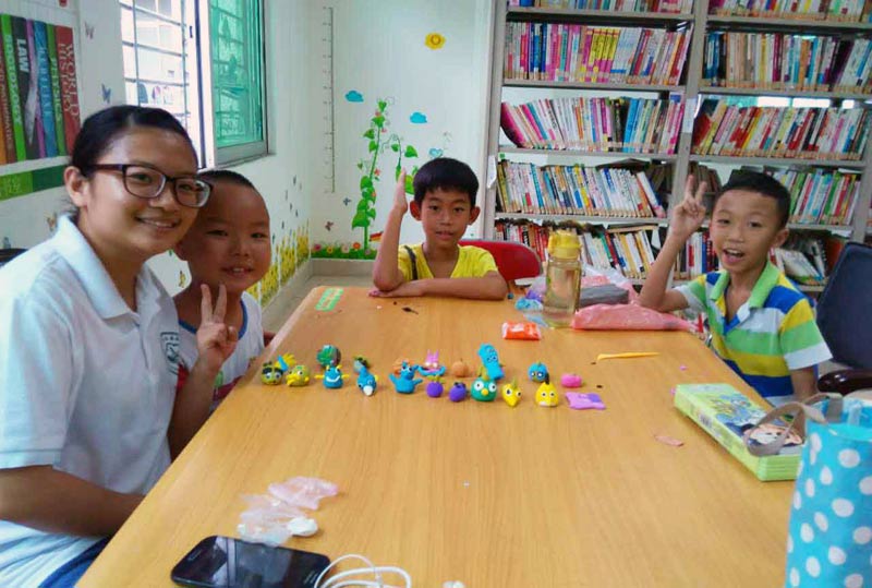 ꠆T�ֺýM�M�У��F������Ȼ��С���т���������˼�����꠆T��һ�������һ�������Ͱ�׃����Ʒ