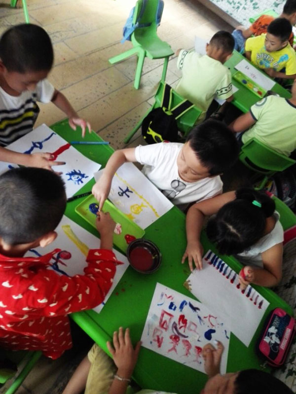 ���g(sh��)�n�ϣ�С���т��Űl(f��)����˼���롣